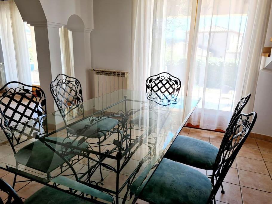 Villa Avec Jardin Au Calme A 7 Min De Cassis Рокфор-ла-Бедуль Экстерьер фото
